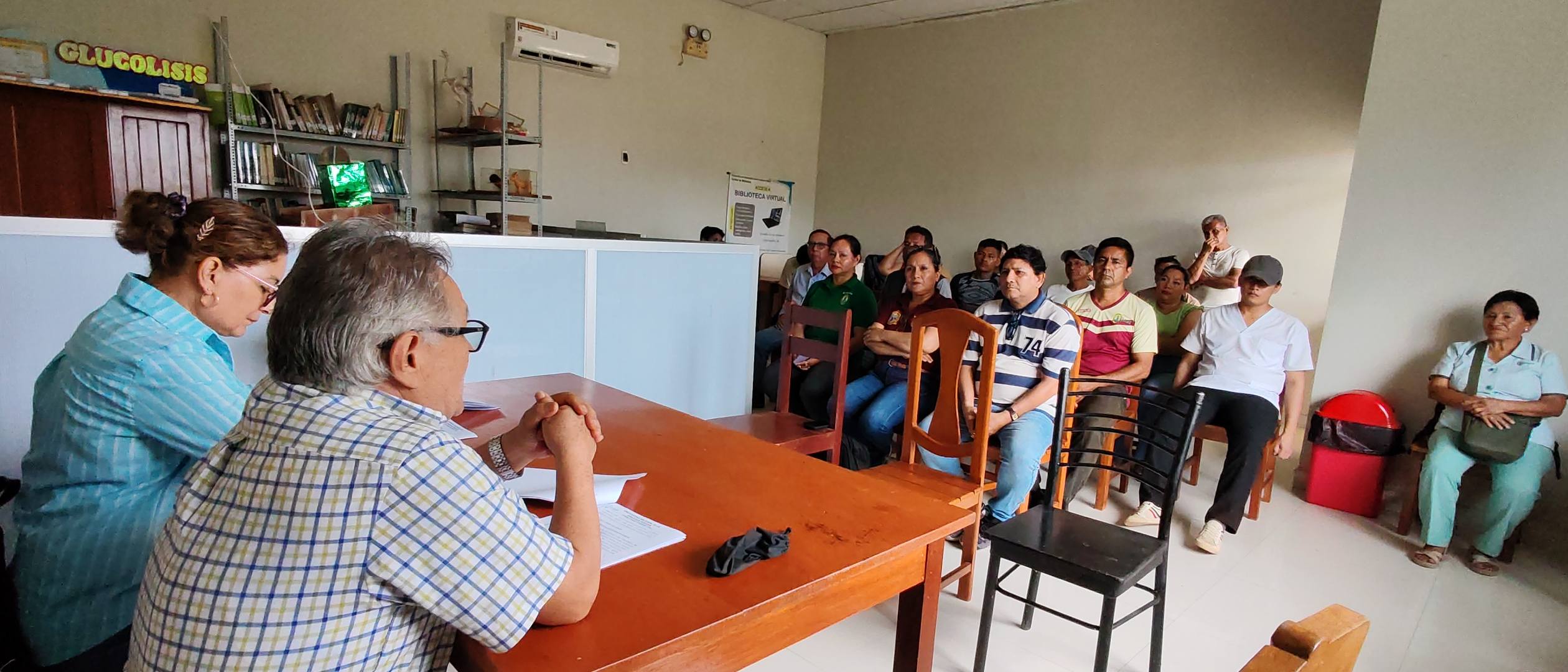 foto grupal de los participantes